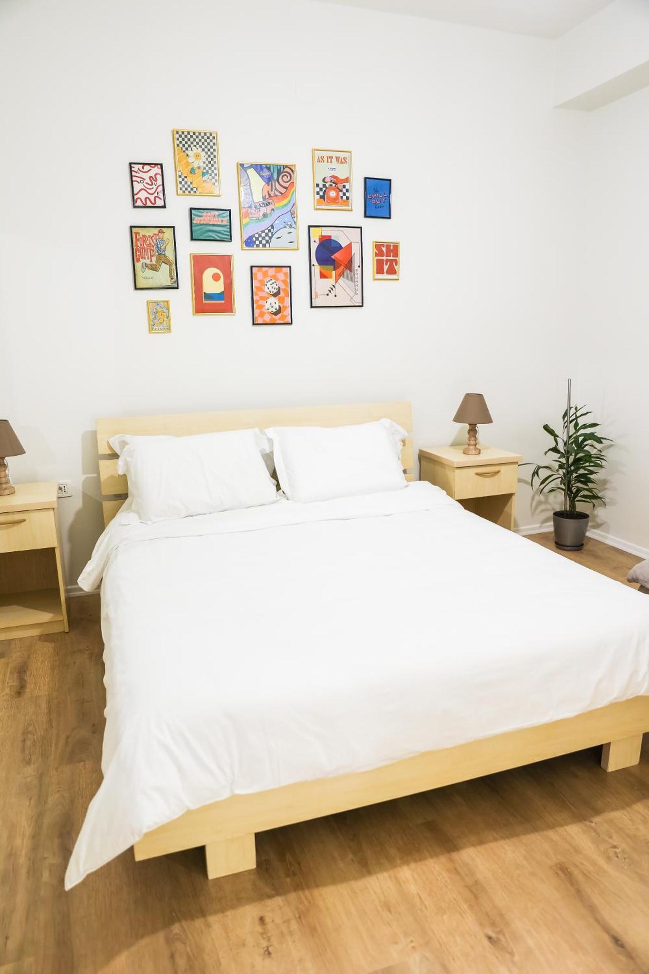 At Bazaar Central Apartment Тирана Екстер'єр фото